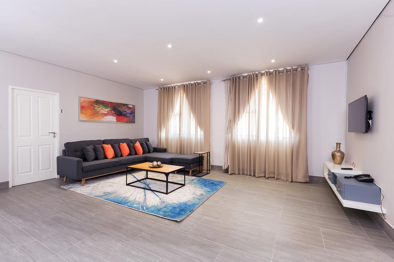 City Mews On Independence Gaborone Zewnętrze zdjęcie